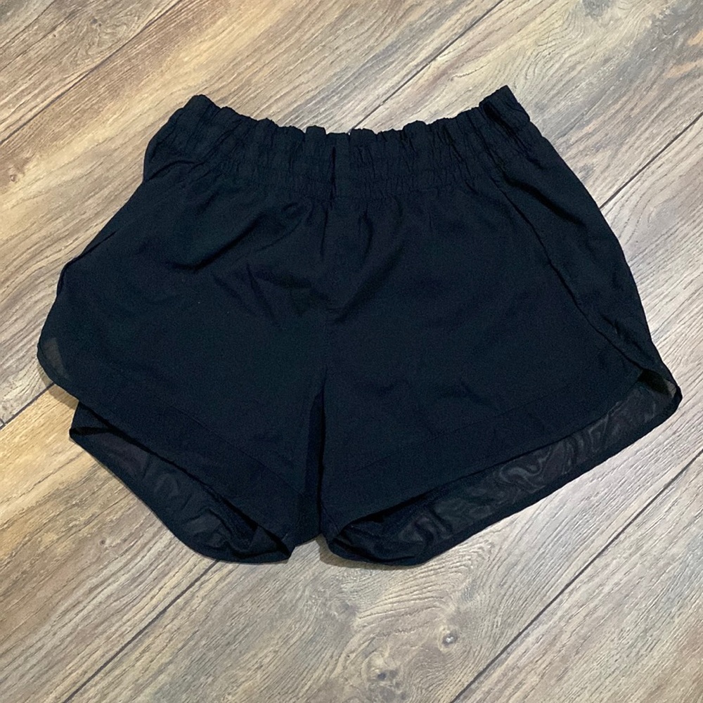Athleta Mesh Run Racer Short 4”